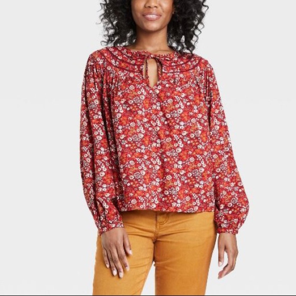 Universal Thread™ Women's Balloon Long Sleeve Tie-Front Blouse - Red